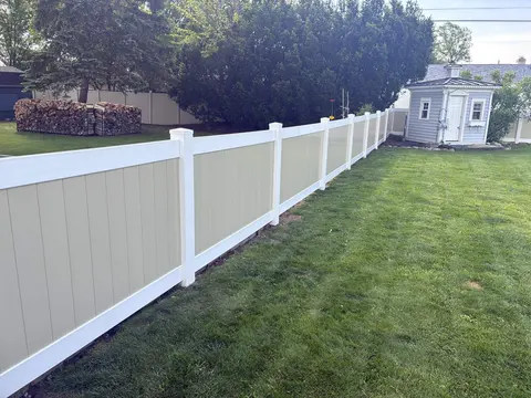 Two-Tone Vinyl Privacy