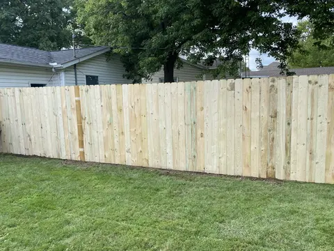 Wood privacy fencing
