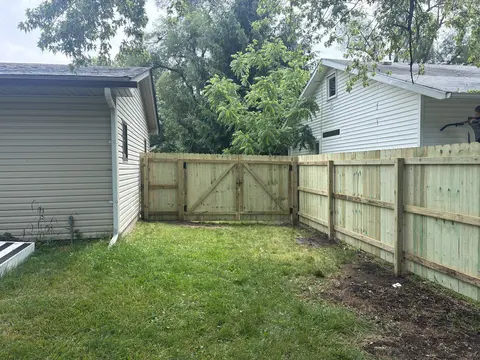 Double Drive Gate