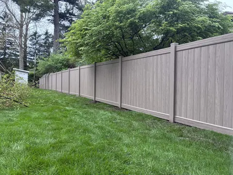 Woodgrain Vinyl · Yard Boundary