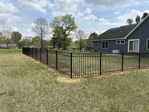 Flat-top ornamental metal fencing