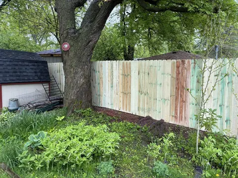 Wood privacy fencing