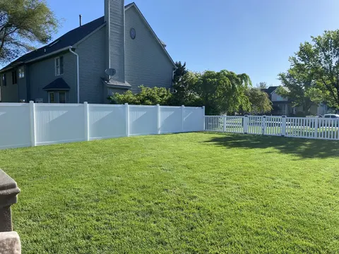 Vinyl picket fencing