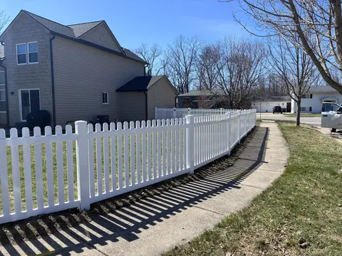 Vinyl picket fencing